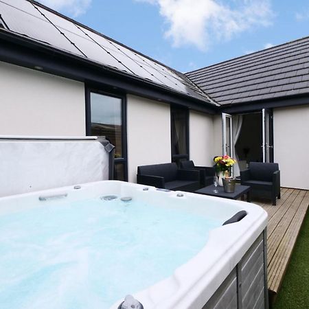Hoxne Cottages - Sunflower Cottage With Private Hot Tub York Extérieur photo