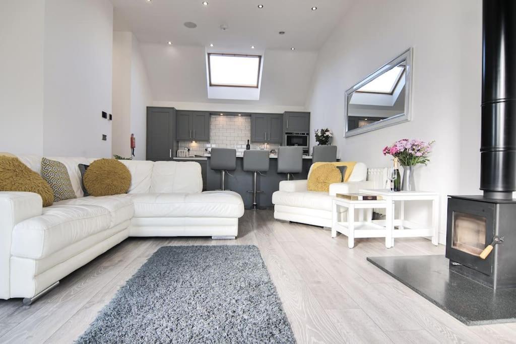 Hoxne Cottages - Sunflower Cottage With Private Hot Tub York Extérieur photo